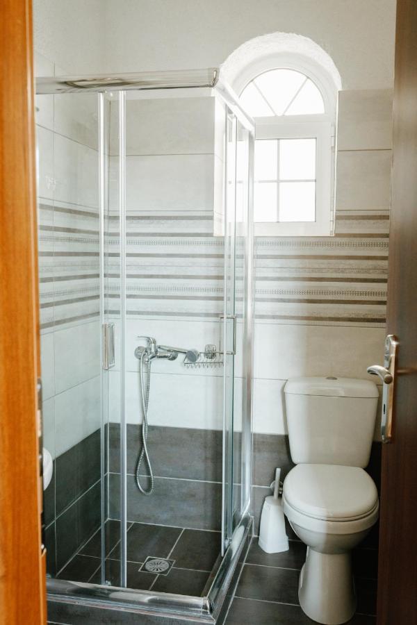 Konaki Apartments Maleme Екстериор снимка